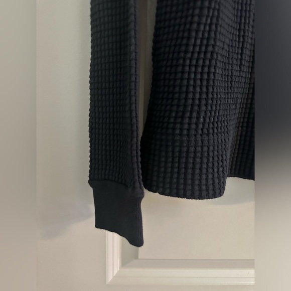 The North Face Women’s Long Sleeve Chabot Crew in Small in TNF Black - Picture 9 of 16